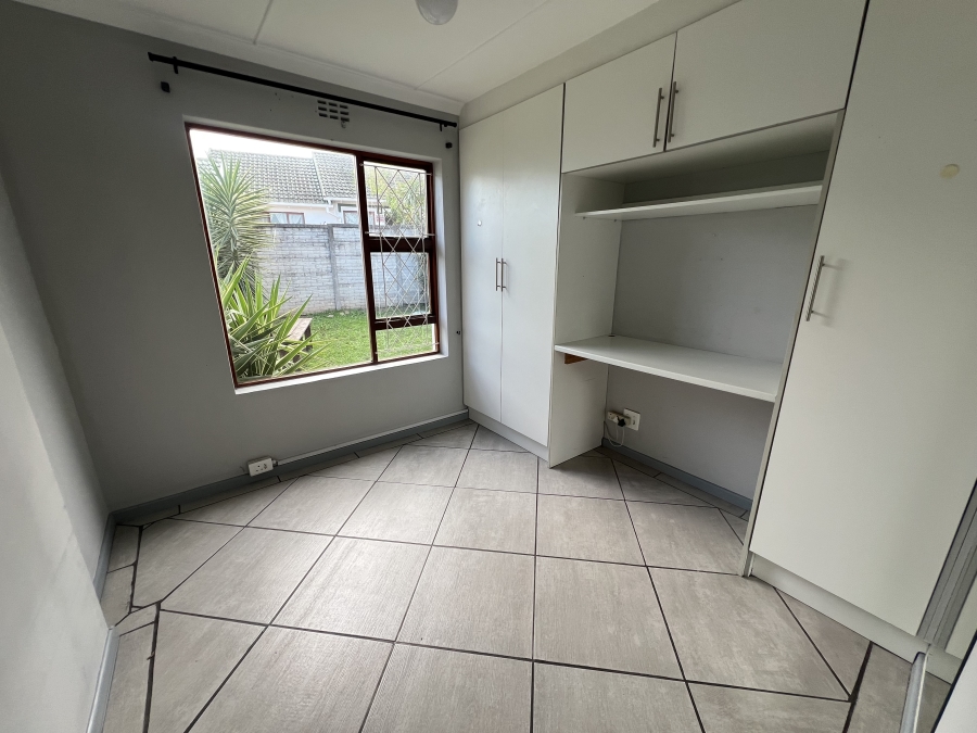 3 Bedroom Property for Sale in Nahoon Valley Park Eastern Cape